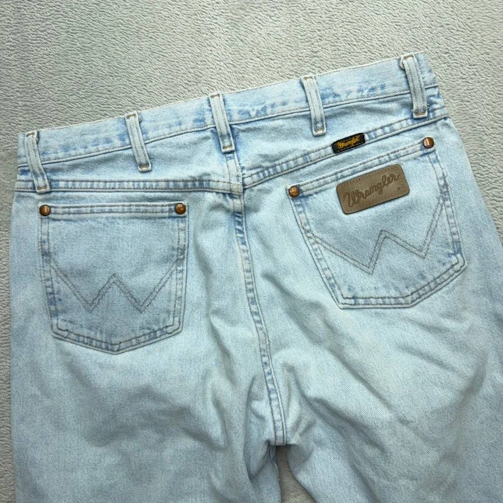 Wrangler Jeans Mens 33x34 Light Blue Cowboy Cut 13MWZGH Straight Leg Denim